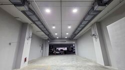 Carros Centre (D25), Factory #572596591